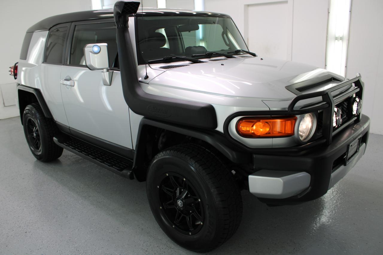toyota fj cruiser 2008 JTEZU11F88K007777 image toyota fj cruiser 2008 JTEZU11F88K007777 image